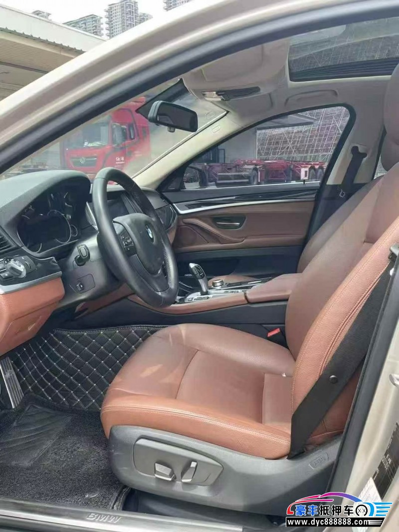 17年宝马5系轿车抵押车出售