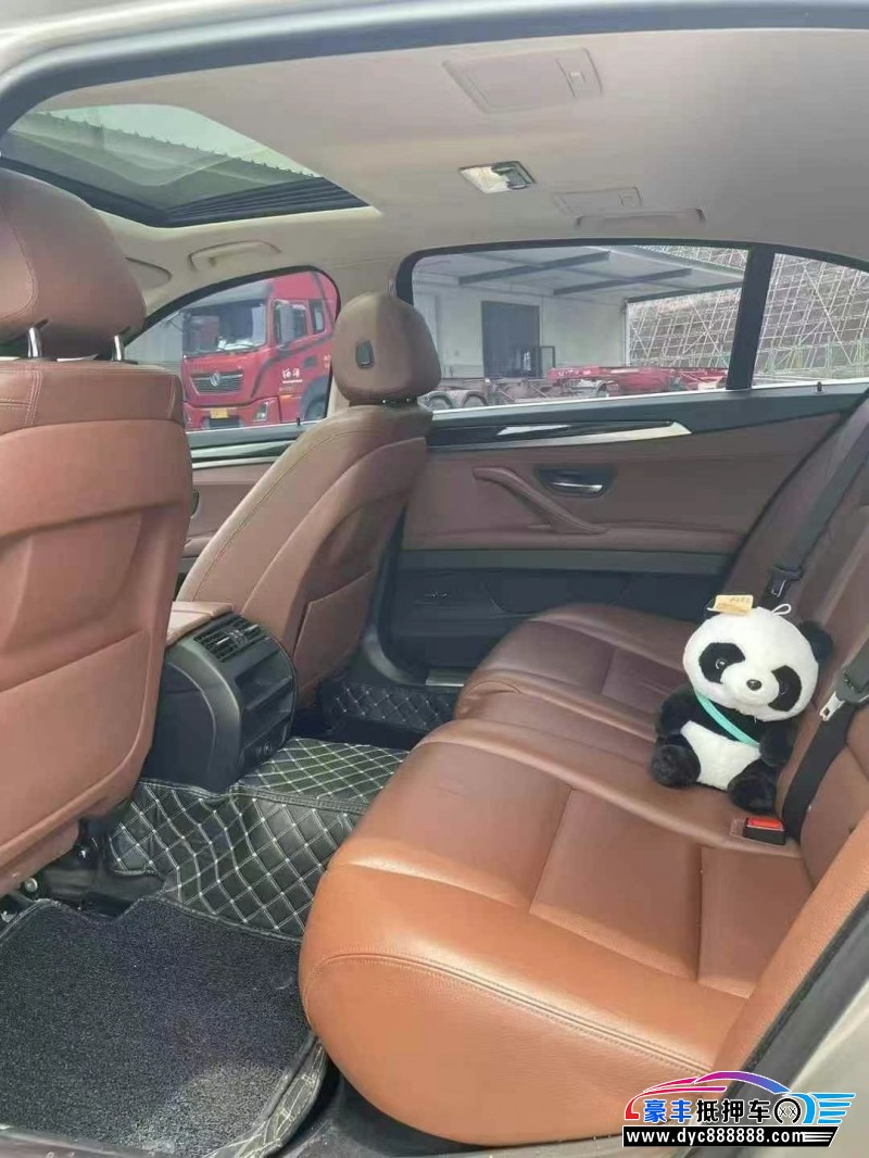 17年宝马5系轿车抵押车出售