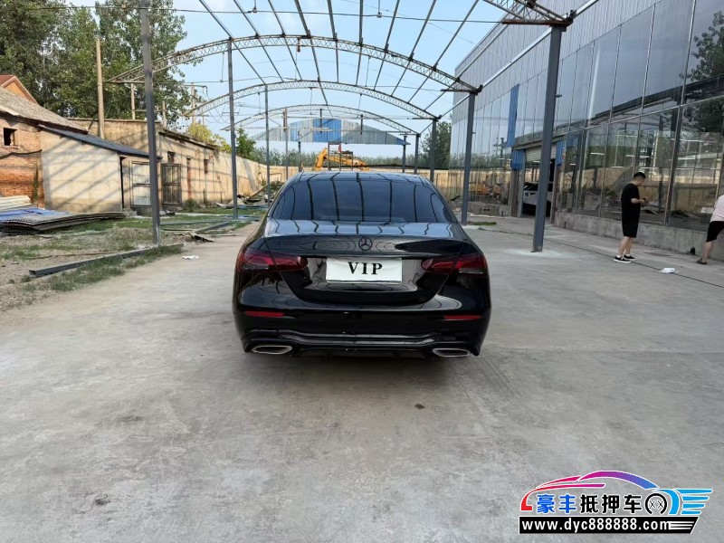 23年奔驰E轿车抵押车出售