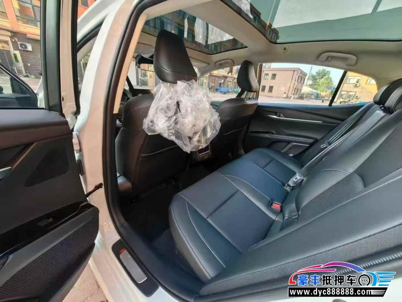 25年丰田凯美瑞轿车抵押车出售