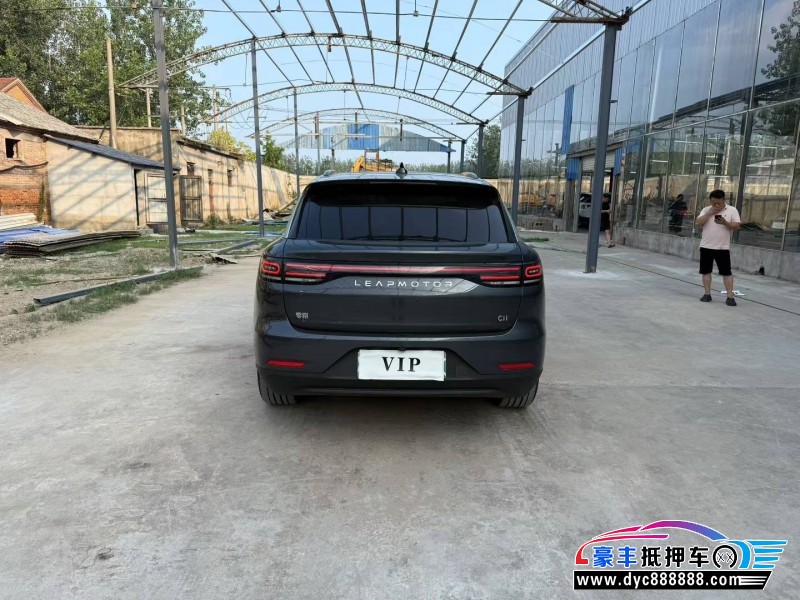 24年零跑C11轿车抵押车出售