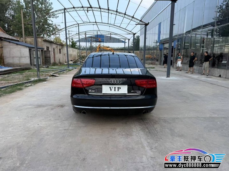 12年奥迪A8L轿车抵押车出售