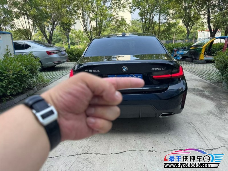 23年宝马3系轿车抵押车出售