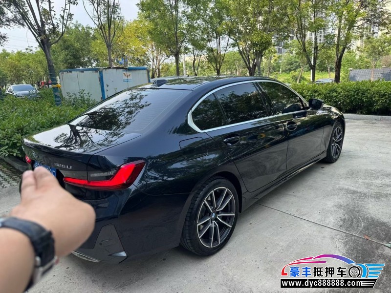 23年宝马3系轿车抵押车出售