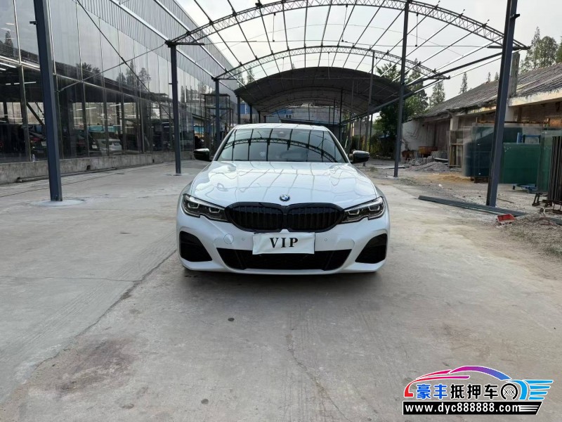 21年宝马3系轿车抵押车出售