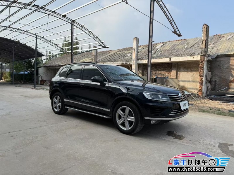 18年大众途锐轿车抵押车出售