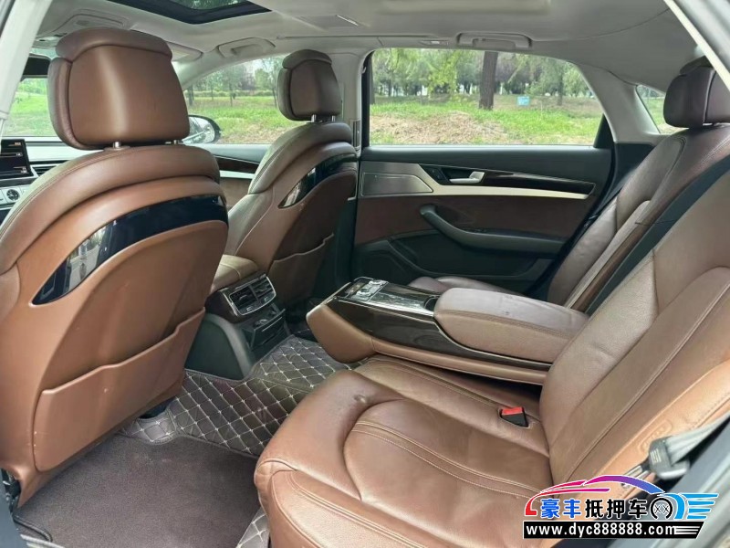 18年奥迪A8L轿车抵押车出售