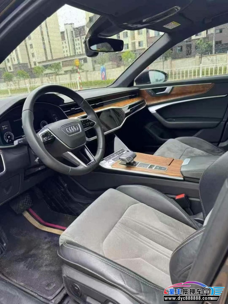 20年奥迪A6L轿车抵押车出售