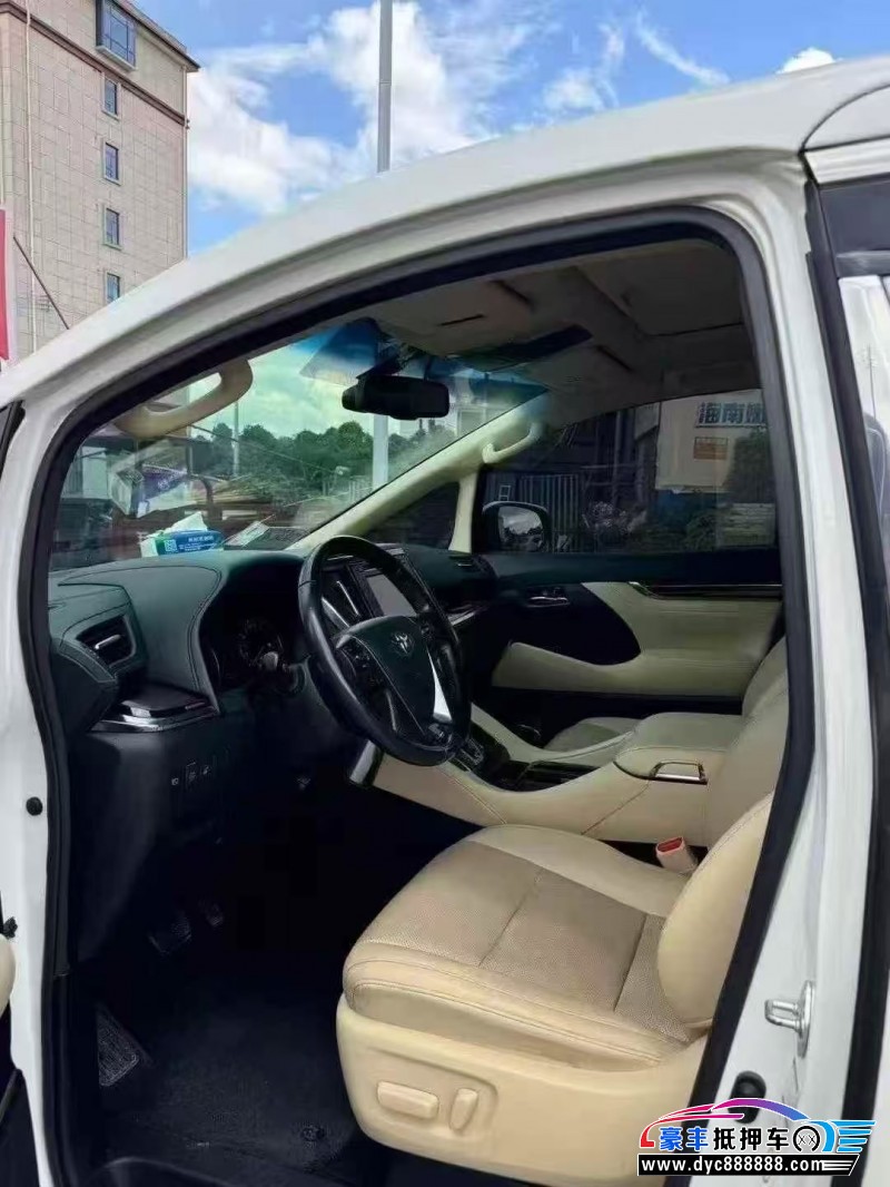 17年丰田埃尔法MPV抵押车出售