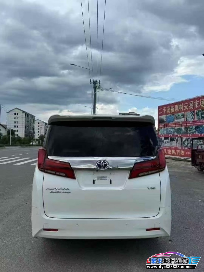 17年丰田埃尔法MPV抵押车出售