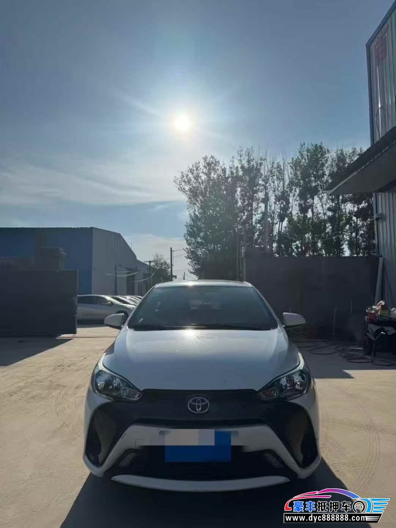 抵押车出售18年丰田YARiS L 致炫SUV