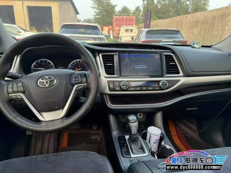 17年丰田汉兰达SUV抵押车出售