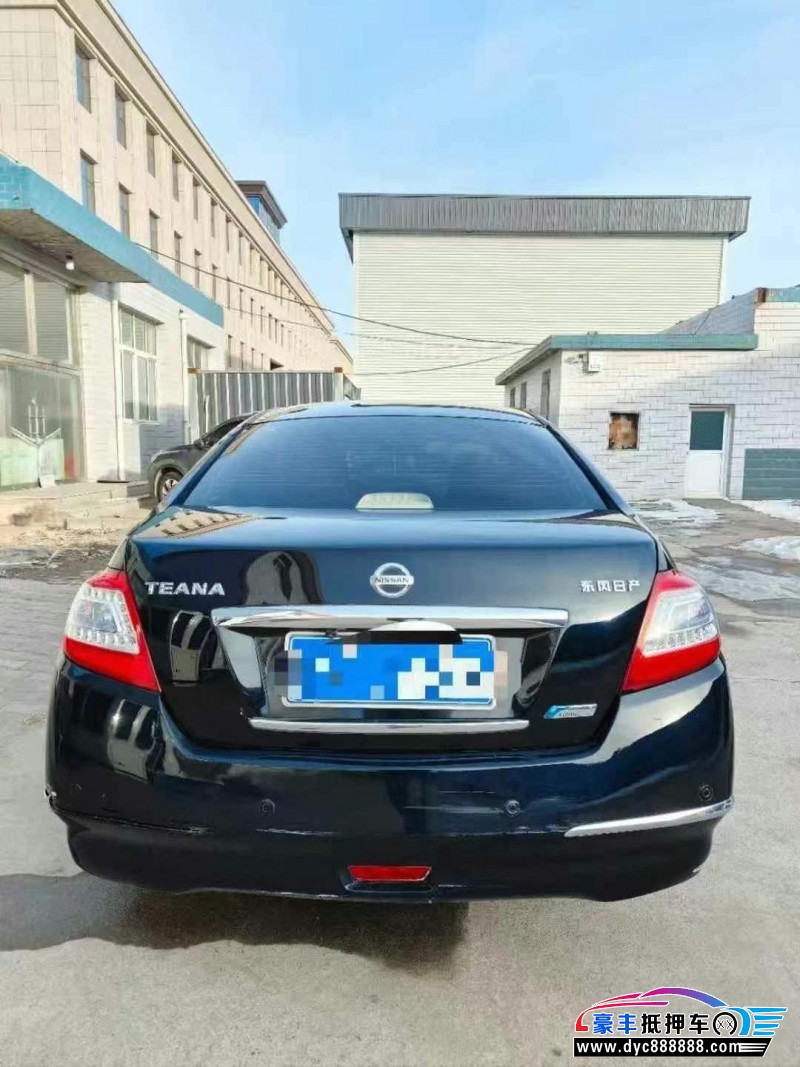 12年日产天籁轿车抵押车出售