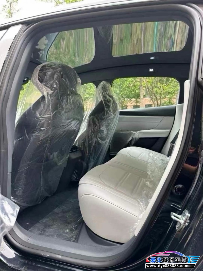 25年东风奕派007轿车抵押车出售