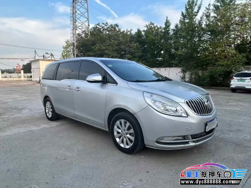 13年别克GL8轿车抵押车出售