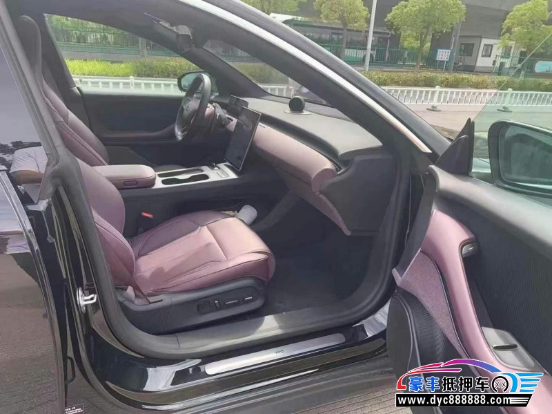 24年蔚来ET5轿车抵押车出售