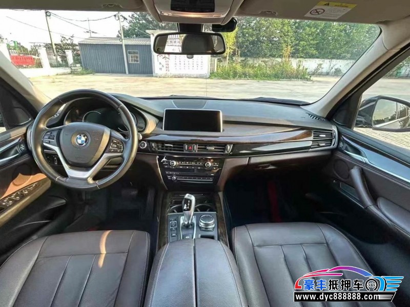 17年宝马X5轿车抵押车出售