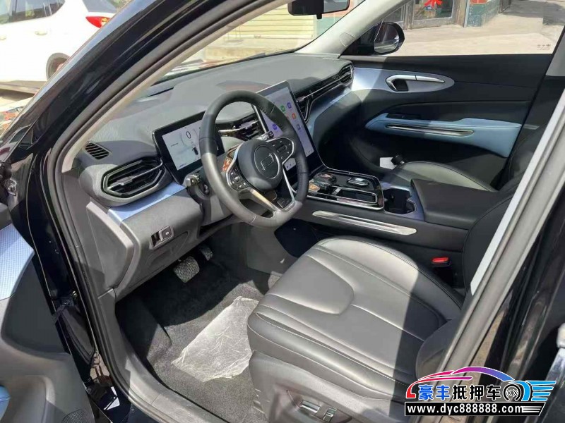 24年奔腾T90轿车抵押车出售