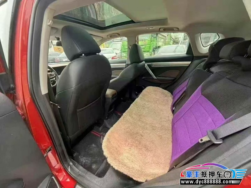 19年吉利缤越轿车抵押车出售