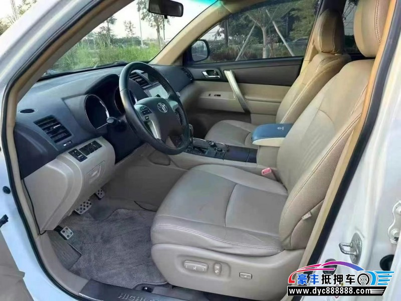 15年丰田汉兰达轿车抵押车出售