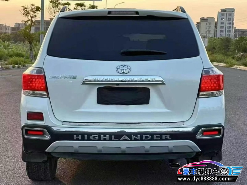 15年丰田汉兰达轿车抵押车出售