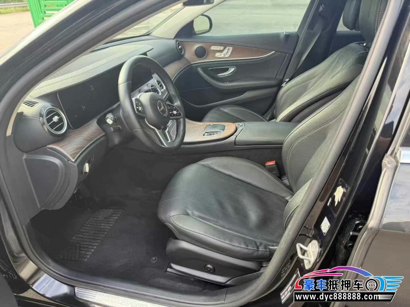 19年奔驰E轿车抵押车出售