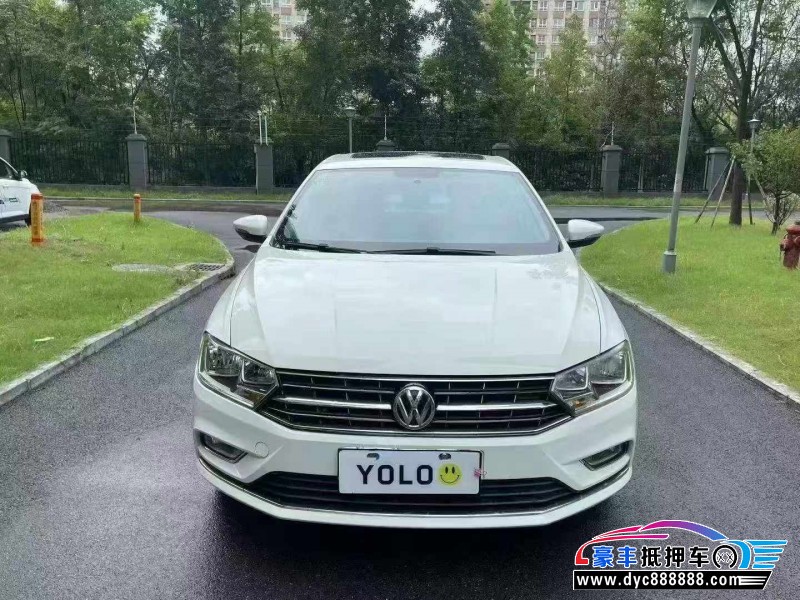 16年大众宝来轿车抵押车出售