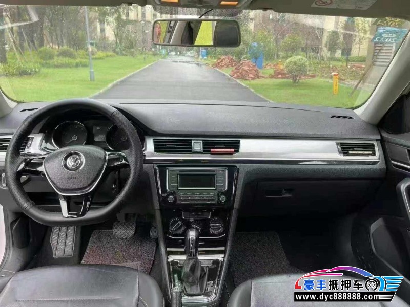 16年大众宝来轿车抵押车出售