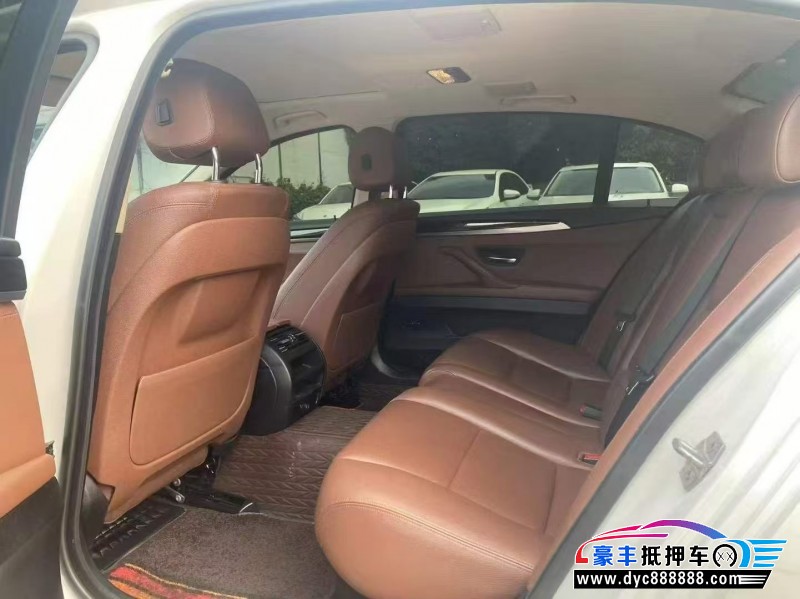 17年宝马5系轿车抵押车出售