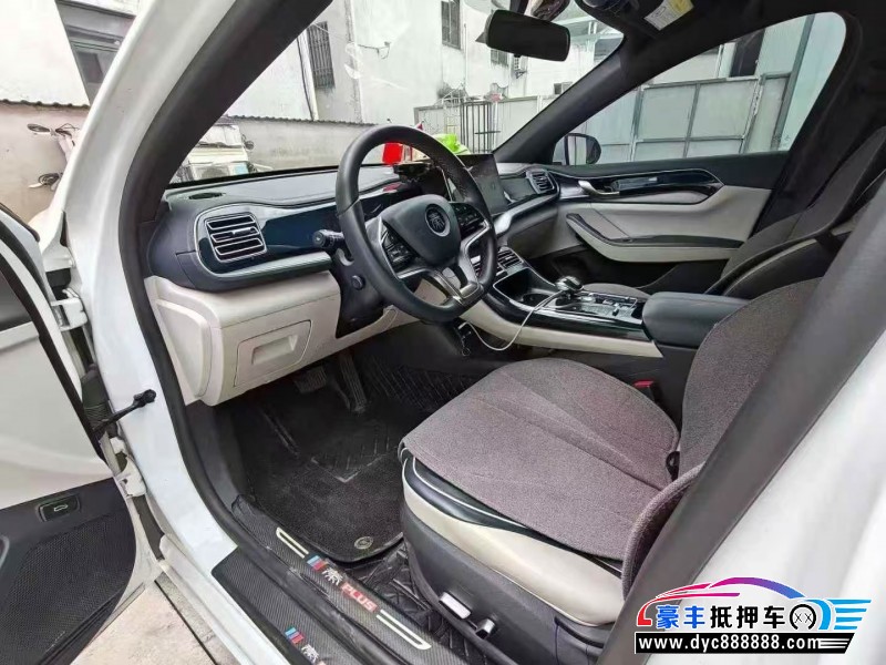 22年比亚迪秦轿车抵押车出售