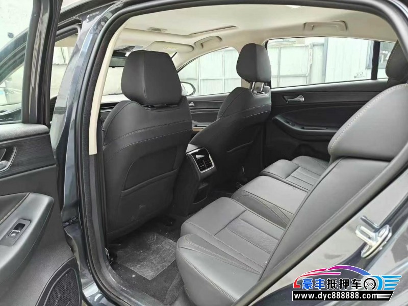 24年奇瑞艾瑞泽5轿车抵押车出售