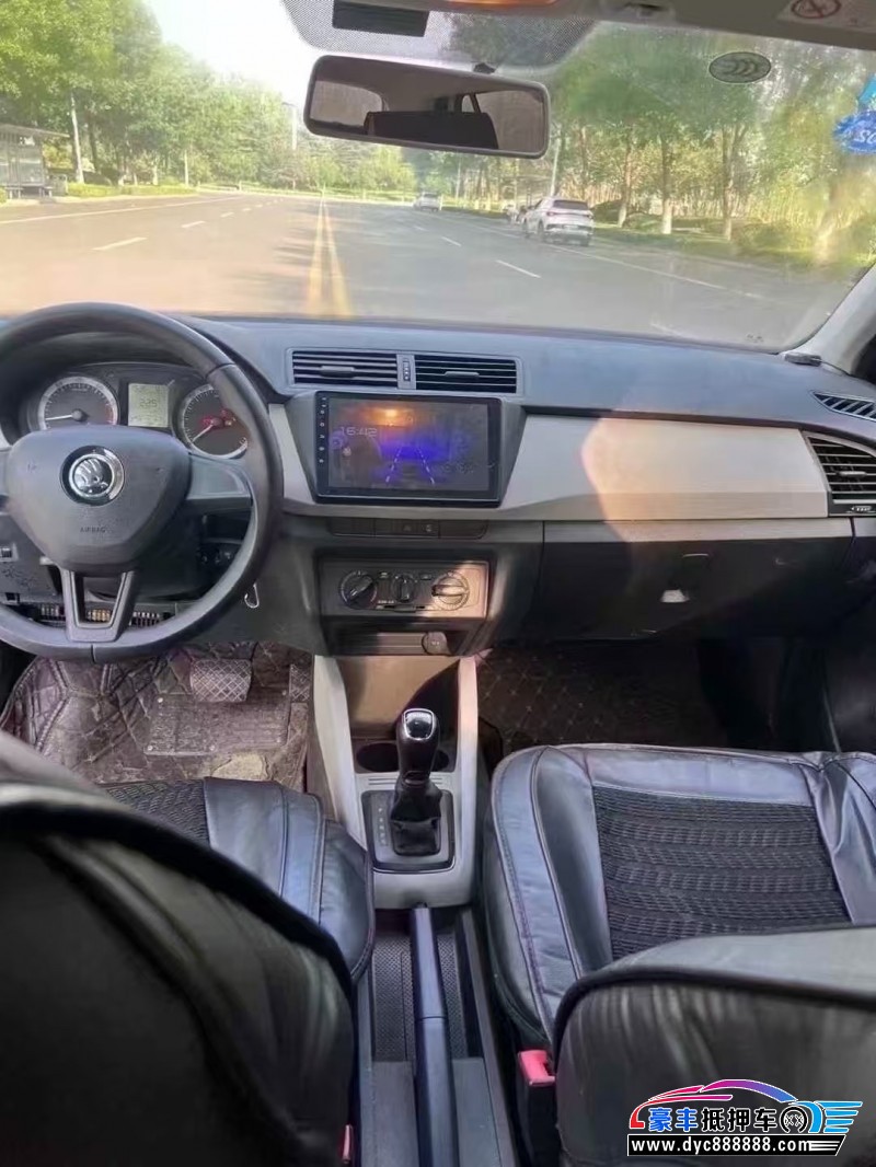 19年斯柯达晶锐轿车抵押车出售