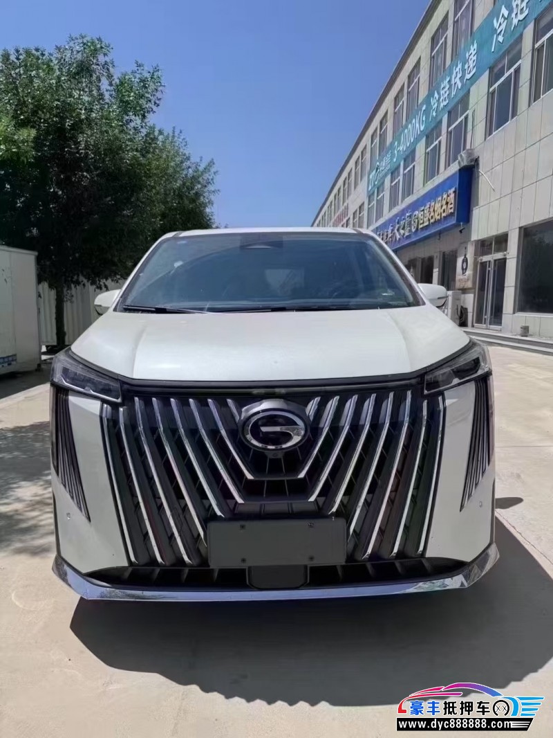 25年传祺M8轿车抵押车出售