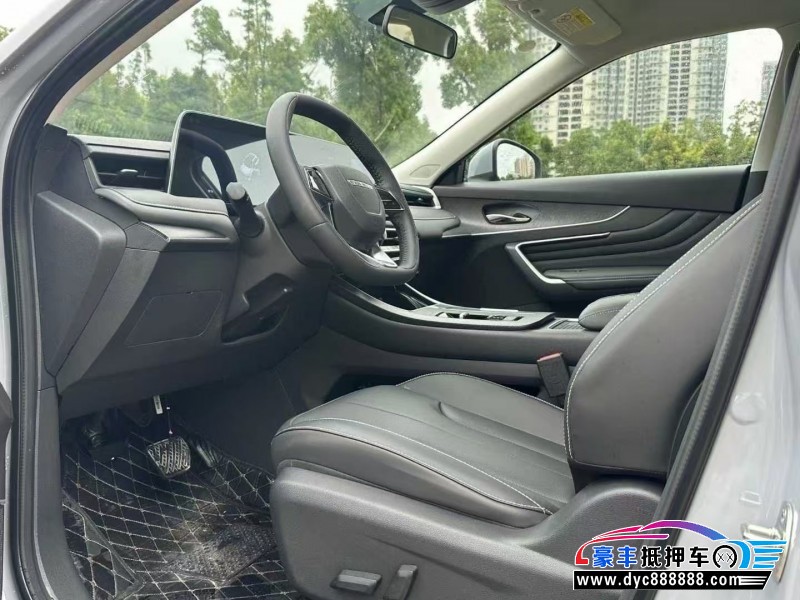 25年启辰大V轿车抵押车出售