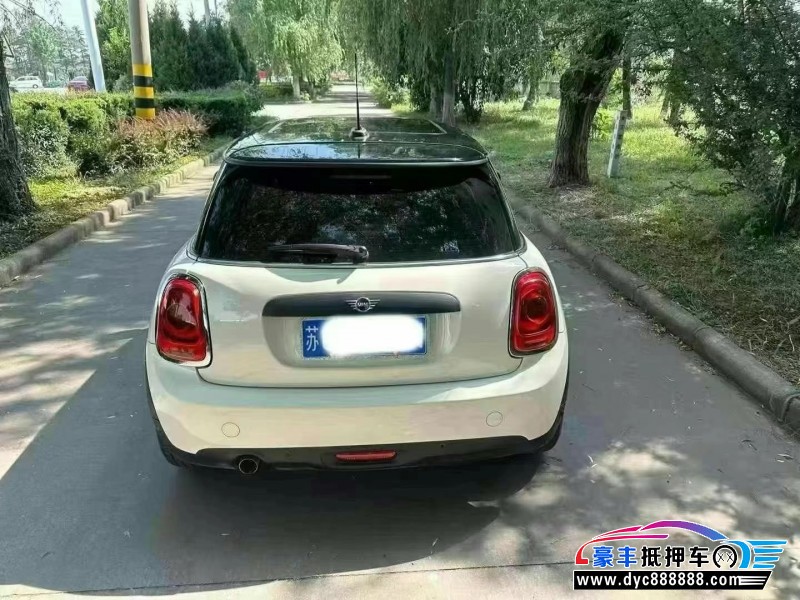 21年宝马MINI轿车抵押车出售