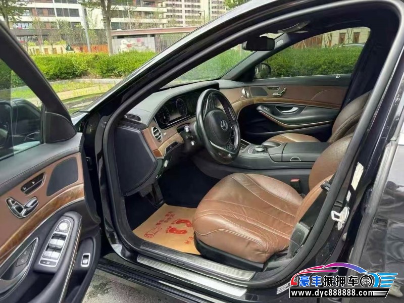 14年奔驰S轿车抵押车出售