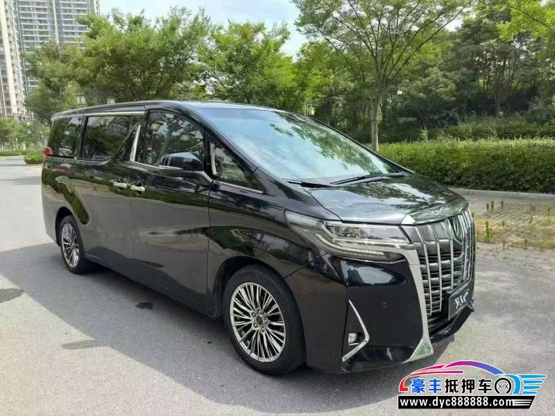 17年丰田埃尔法轿车抵押车出售