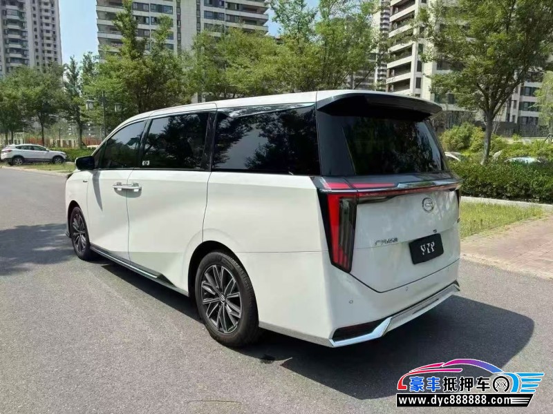 24年传祺M8轿车抵押车出售