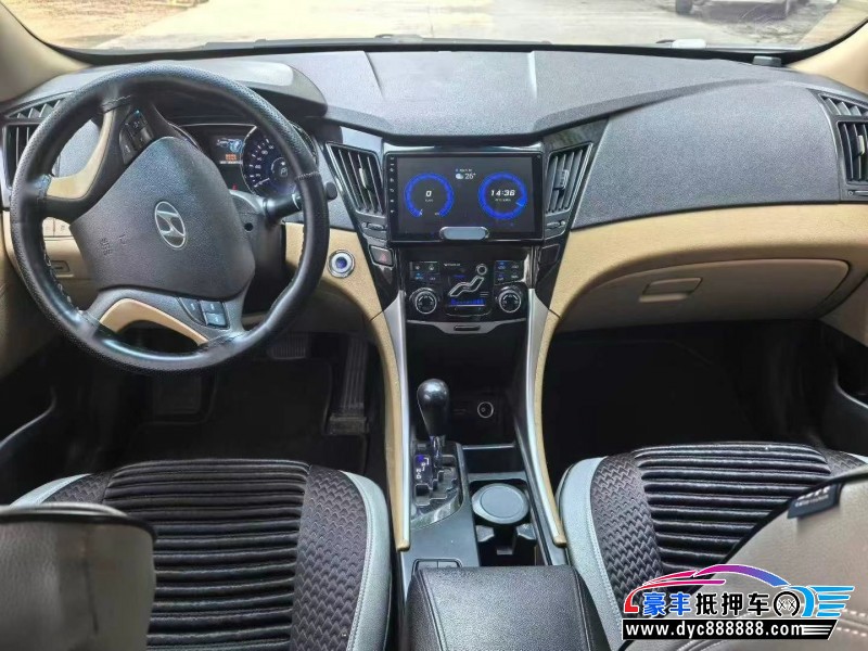 11年现代索纳塔八轿车抵押车出售