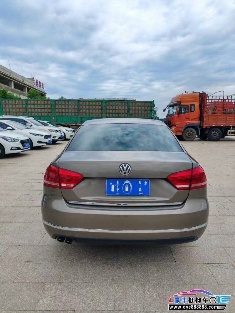 14年大众帕萨特轿车抵押车出售
