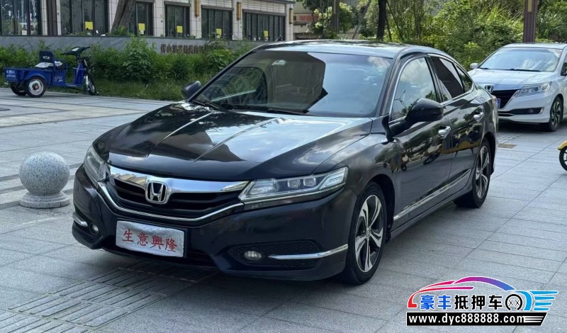 15年本田思铂睿轿车抵押车出售