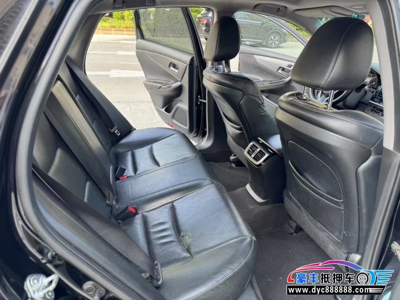 15年本田思铂睿轿车抵押车出售