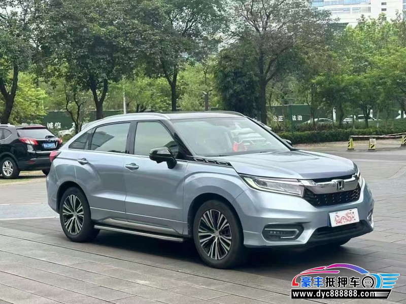 18年本田冠道轿车抵押车出售