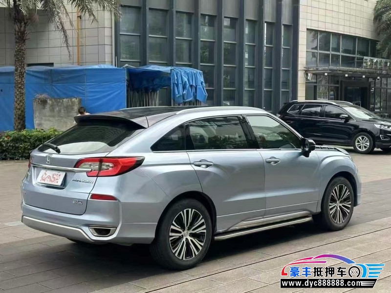 18年本田冠道轿车抵押车出售