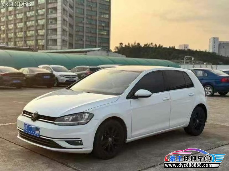 19年大众高尔夫轿车抵押车出售