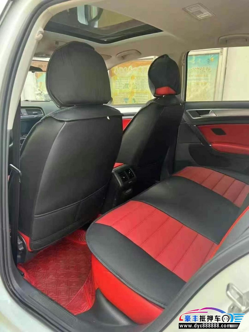 19年大众高尔夫轿车抵押车出售