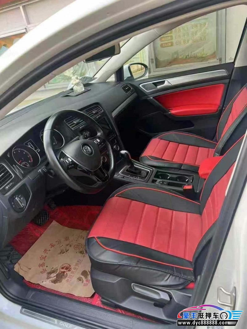 19年大众高尔夫轿车抵押车出售