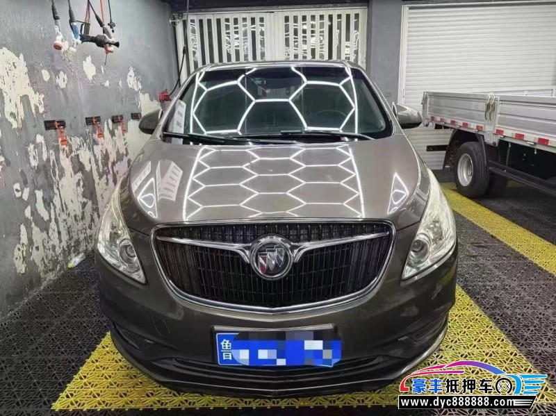 18年别克GL8轿车抵押车出售