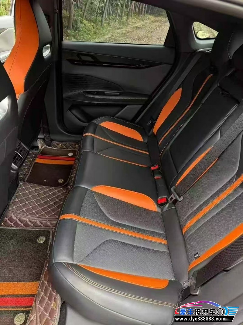 24年长安长安UNI轿车抵押车出售