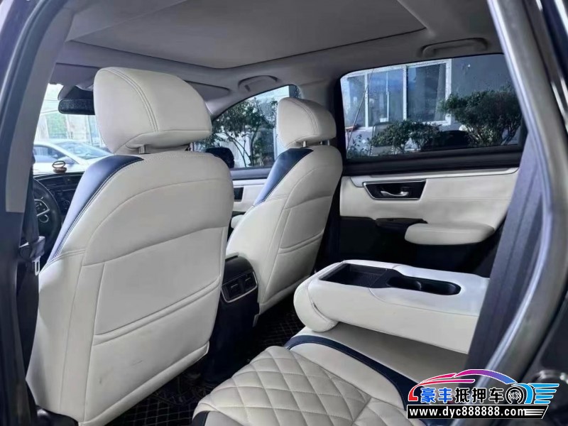 20年本田CR-V轿车抵押车出售